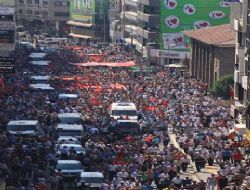 Trabzon şehidine ağladı